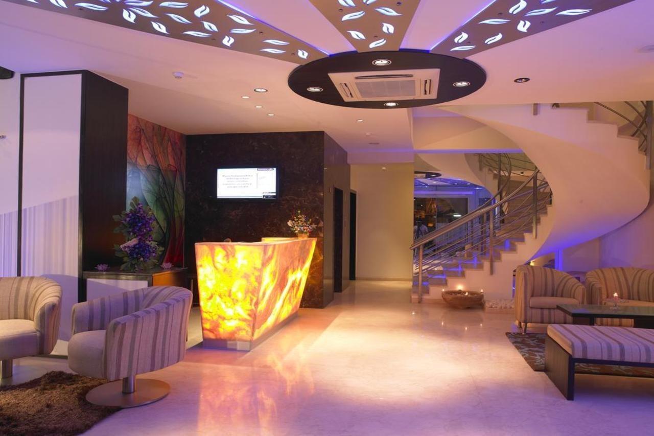 บลูพีทอล โฮเต็ล Hotel บังกาลอร์ ภายนอก รูปภาพ