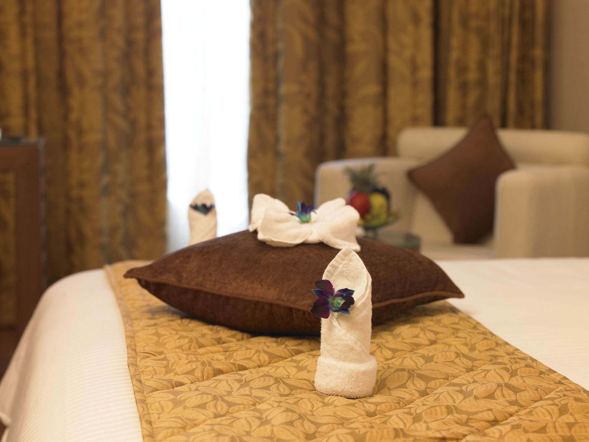 บลูพีทอล โฮเต็ล Hotel บังกาลอร์ ภายนอก รูปภาพ
