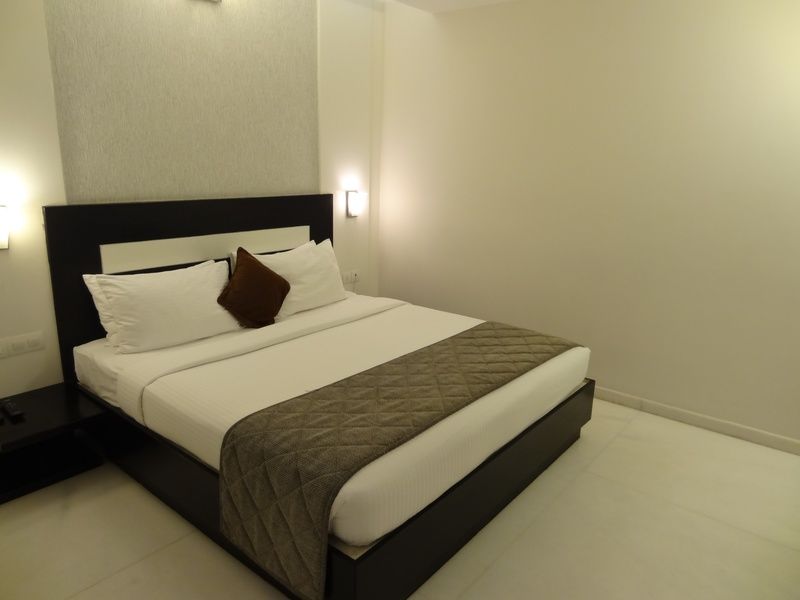 บลูพีทอล โฮเต็ล Hotel บังกาลอร์ ภายนอก รูปภาพ