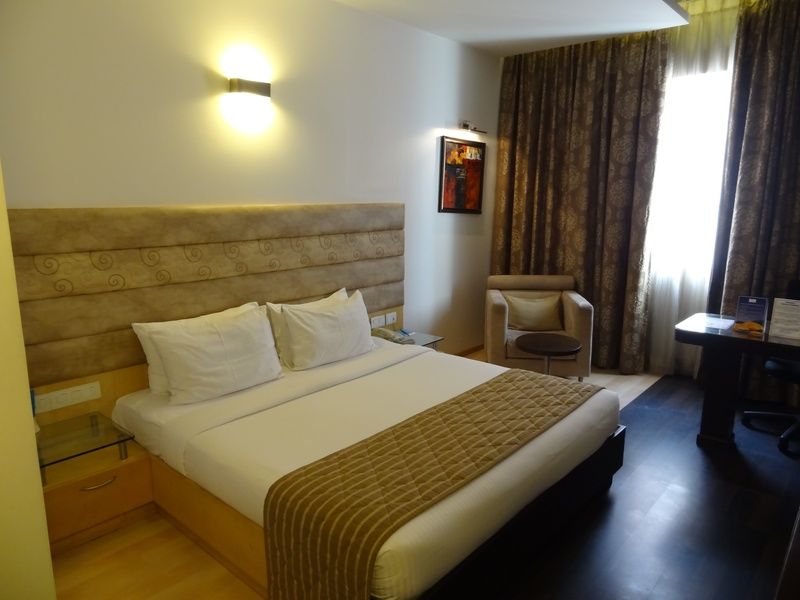 บลูพีทอล โฮเต็ล Hotel บังกาลอร์ ภายนอก รูปภาพ