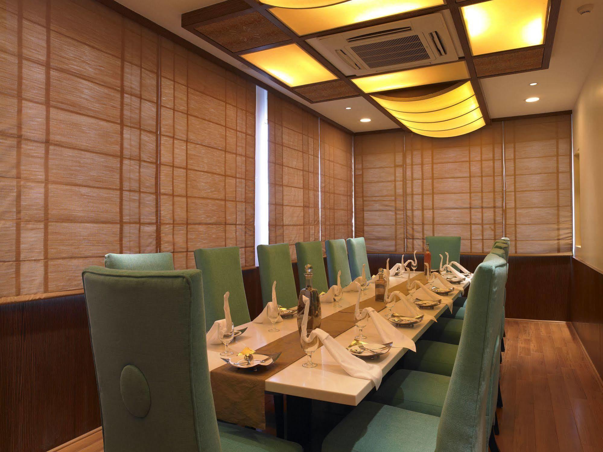 บลูพีทอล โฮเต็ล Hotel บังกาลอร์ ภายนอก รูปภาพ